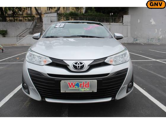 TOYOTA YARIS 1.5 16V FLEX SEDAN XL LIVE MULTIDRIVE
